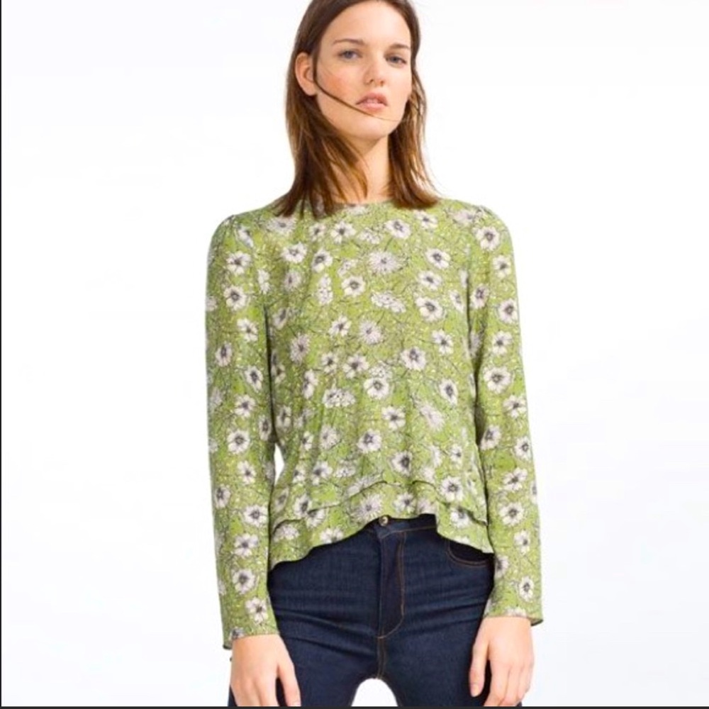Zara women’s peplum flower blouse, green, size XS